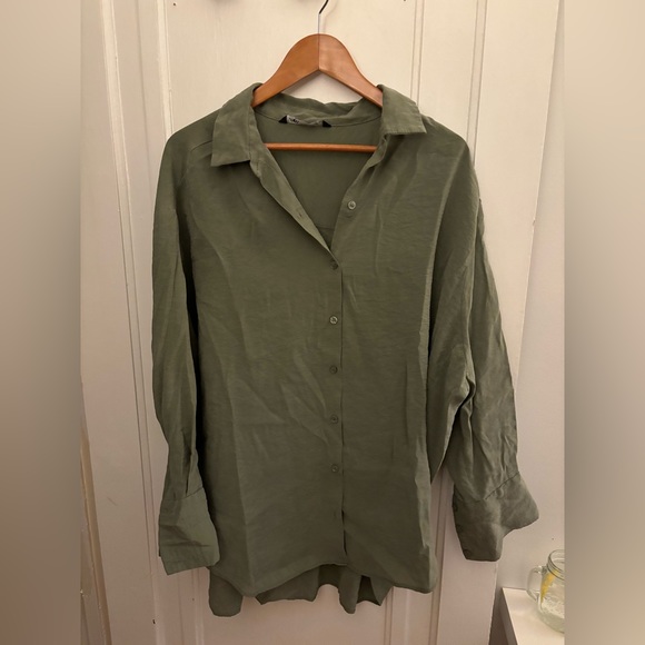 Zara Glowy Oversized Shirt - Picture 2 of 4